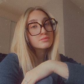 Giulia, Babysitter a Castenedolo