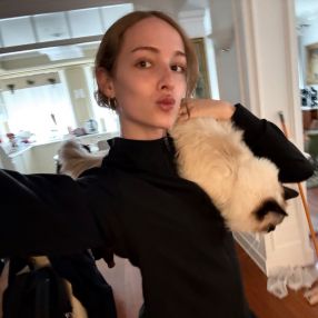 Amalia, Babysitter a Maniago