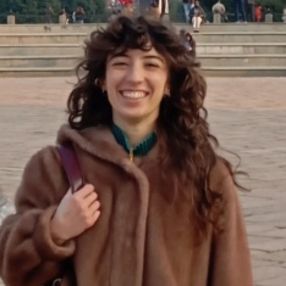 Giulia, Babysitter a Provincia di Potenza