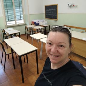 Evelina, Babysitter a Caponago