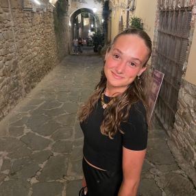 Elisa, Babysitter a Castel San Giovanni