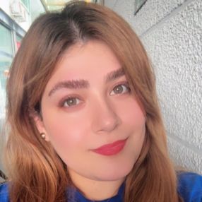 Narges, Babysitter a Rimini