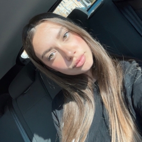 Debora, Babysitter a Resana