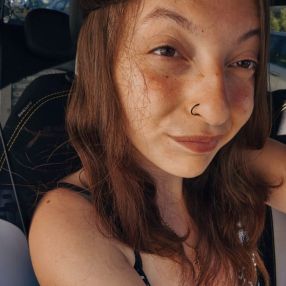 Ginevra Tea, Babysitter a Camogli