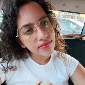 Naomi, Babysitter in San Donato