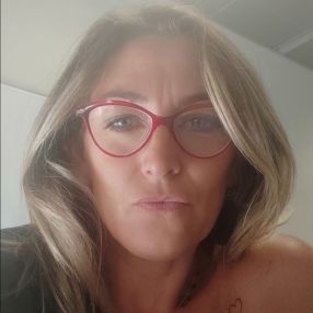 Gloria, Famiglia a Quartu Sant'Elena