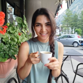Pega, Babysitter a Torino