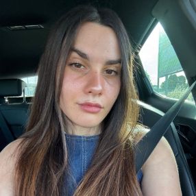 Elena, Babysitter a Turate