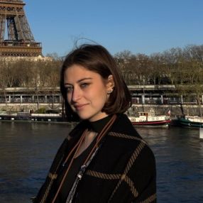 Sofia, Babysitter a Presezzo