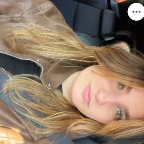 Vittoria, Babysitter in Nova Milanese