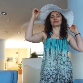 Amalia, Babysitter in Trinitapoli