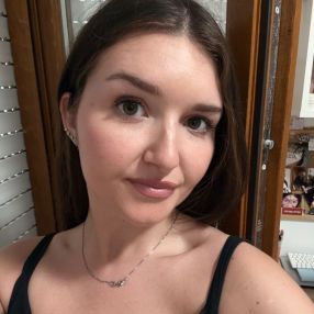 Ilaria, Babysitter a Carrara