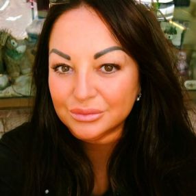 Alessandra, Babysitter a Massa e Cozzile