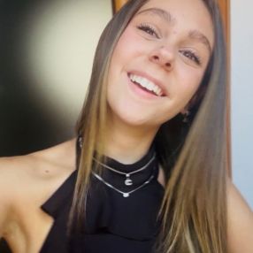 Chiara, Babysitter a Strambino