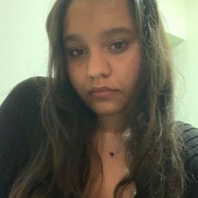 Azalia, Babysitter a Quadrivio