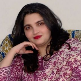 Mahnoor, Babysitter a Lodi