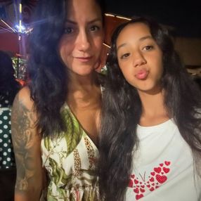 Tanya, Famiglia a Induno Olona