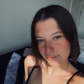 Aurora, Babysitter a San Vito