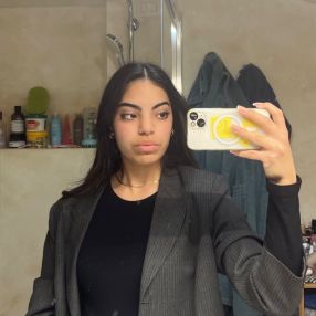 Asia Micaela, Babysitter a Alba Adriatica