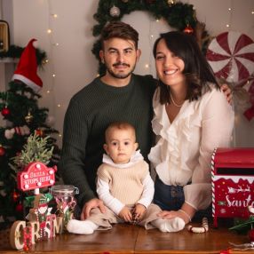 Ilaria, Famiglia a Isola Sacra