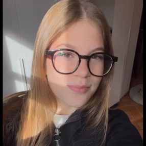Melissa, Babysitter a Provincia di Pistoia