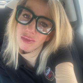 Lucrezia, Babysitter a Madone