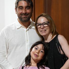 Eleonora, Famiglia a Roseto degli Abruzzi
