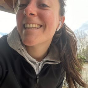 Aurora, Babysitter in Pordenone