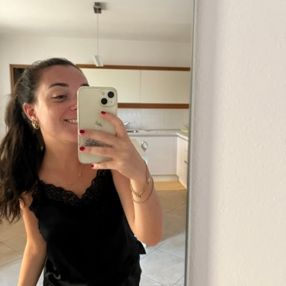 Aurora, Babysitter a Pordenone