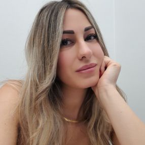 Valentina, Babysitter a Tribiano