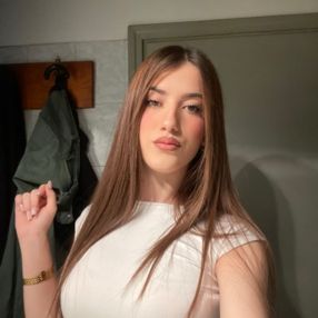 Vathe, Babysitter in San Vito