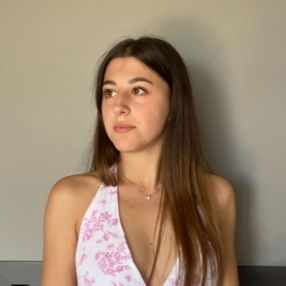 Giulia, Babysitter a Rovato