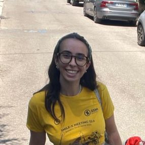 Beatrice, Babysitter a Camparada