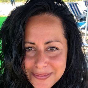 Aurora Carmela, Babysitter in Napoli