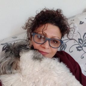Dumitrache, Babysitter a Pescia