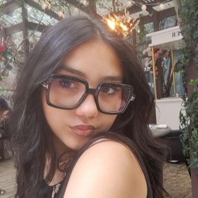 Gloria, Babysitter a Lestizza