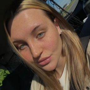Aurora, Babysitter a Cassolnovo
