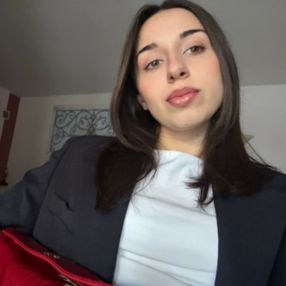 Elisa, Babysitter a Soresina