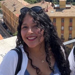 Ana Claudia, Babysitter a Foligno