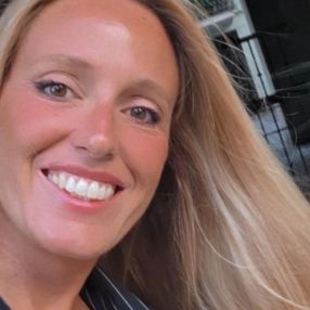 Chiara, Babysitter a Pescia