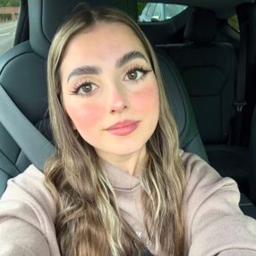 Maria Elvira, Babysitter a Cagliari
