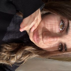 Alessia, Babysitter a Perosa Argentina