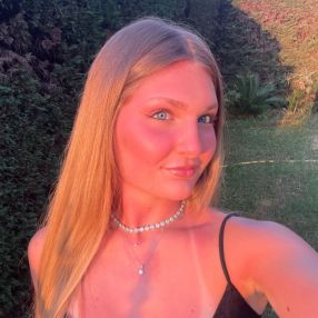 Nicla, Babysitter a Porto Viro