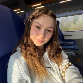 Beatrice, Babysitter in San felice sul Panaro