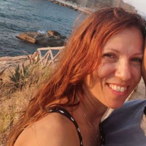 Sara, Babysitter a Basiano