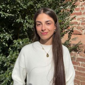 Giulia, Babysitter in Tribiano