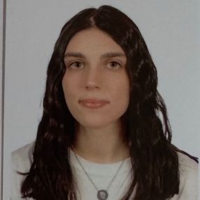 Mariarosaria, Babysitter a Provincia di Avellino