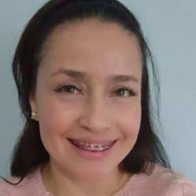 Nancy, Babysitter a Desio