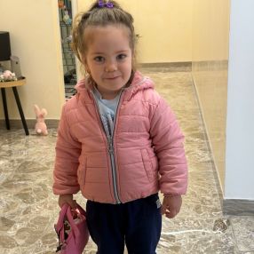 Lazar, Famiglia a Aprilia