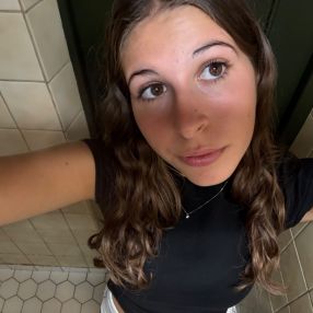 Elena, Babysitter in Pietra Ligure